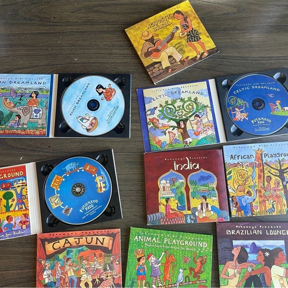 Putumayo Kids World Music CD Bundle - Picture 7 of 8
